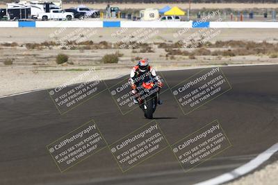 media/Nov-01-2025-TrackDaz (Sat) [[2b4d5192bc]]/A Group/2pm (Turn 6)/